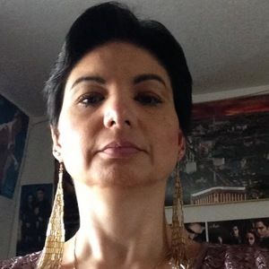 Meet your Posher, Donna mae